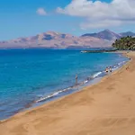 Luxury Ocean View Retreat 2bedroom With Jacuzzi Διαμέρισμα *
