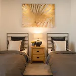 Luxury Ocean View Retreat 2bedroom With Jacuzzi Διαμέρισμα