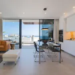 Luxury Ocean View Retreat 2bedroom With Jacuzzi Διαμέρισμα *