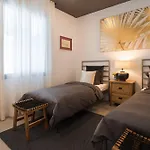 Luxury Ocean View Retreat 2bedroom With Jacuzzi Διαμέρισμα *