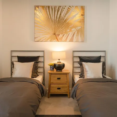 Luxury Ocean View Retreat 2bedroom With Jacuzzi Lägenhet
